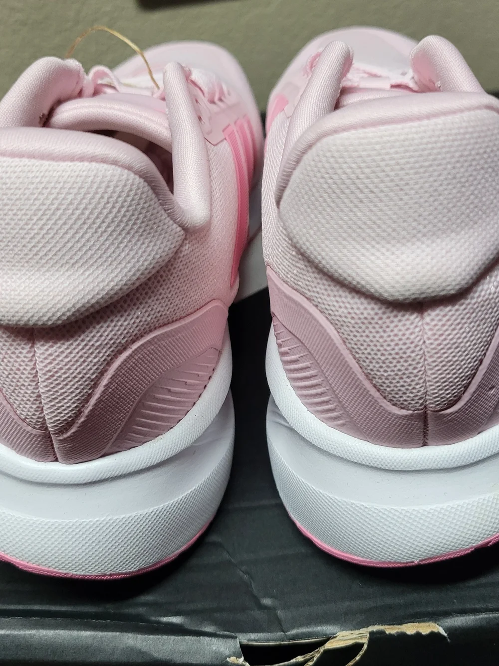 *NEW* Adidas Runfalcon 5 J Sandy Pink IE0528 -Size 7 Women's Size 8 w/Tags & Box